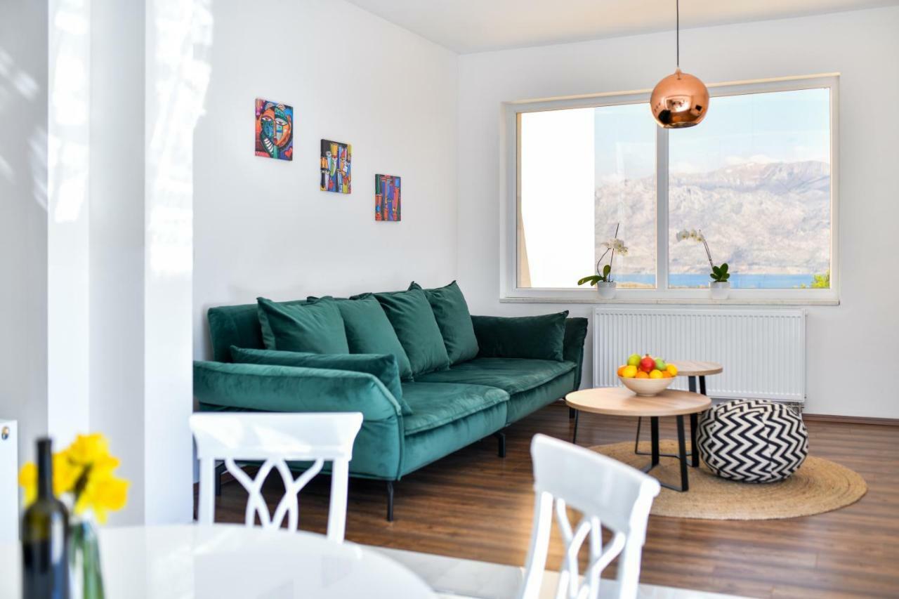 Apartman Space Ražanac Esterno foto