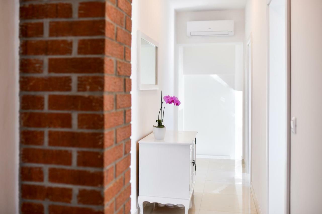 Apartman Space Ražanac Esterno foto