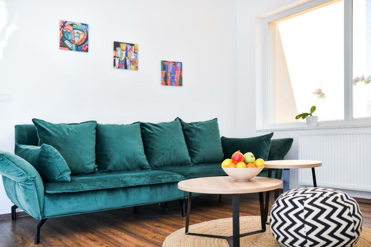 Apartman Space Ražanac Esterno foto